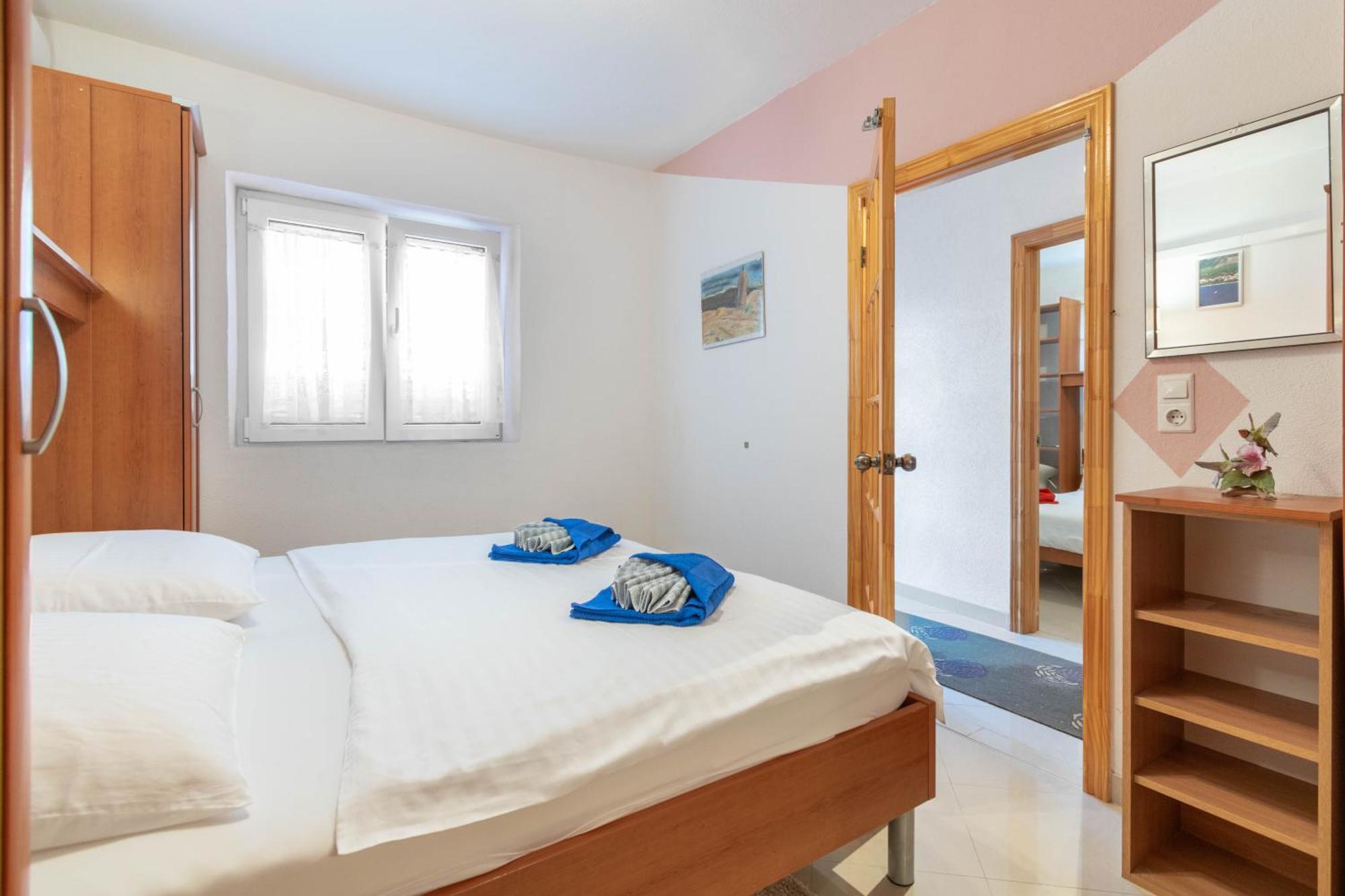 Apartment Kristina Dujmovic Baška Voda Szoba fotó